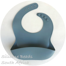 Load image into Gallery viewer, Silicone Bucket Bibs